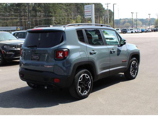 Anvil 2017 Jeep Renegade Trailhawk
