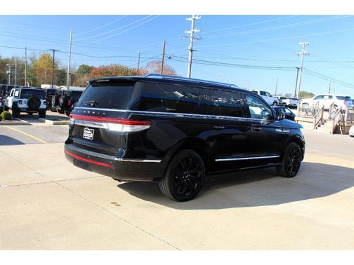 2023 Lincoln Navigator Reserve