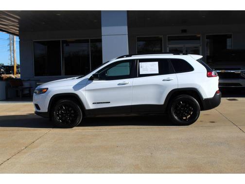 2023 Jeep Cherokee Altitude