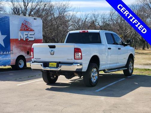 Bright White Clearcoat 2024 RAM 2500 BIG HORN