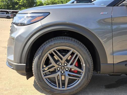 Carbonized Gray Metallic 2026 Ford Explorer ST-Line