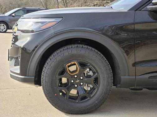 Agate Black Metallic 2026 Ford Explorer Tremor