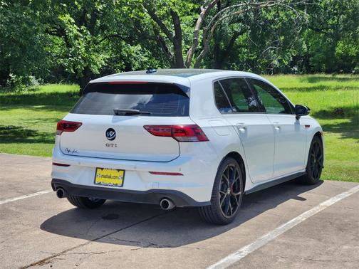 2024 Volkswagen Golf GTI 2.0T 380 S