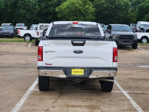 Oxford White 2017 Ford F-150 XLT
