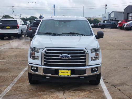 Oxford White 2017 Ford F-150 XLT