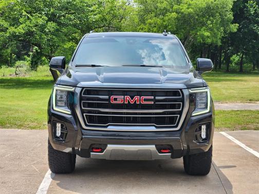 2022 GMC Yukon AT4