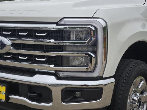 2025 Ford F-350 Lariat Super Duty