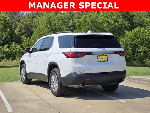 2022 Chevrolet Traverse LT Leather