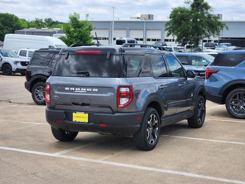 Gray Metallic 2022 Ford Bronco Sport Outer Banks
