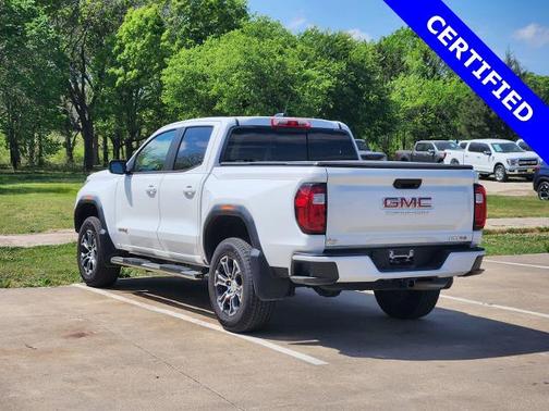 Summit White 2023 GMC Canyon AT4