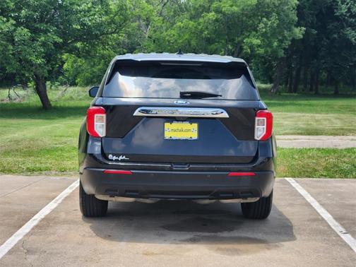2021 Ford Explorer Base