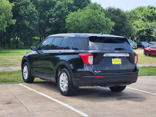 2021 Ford Explorer Base