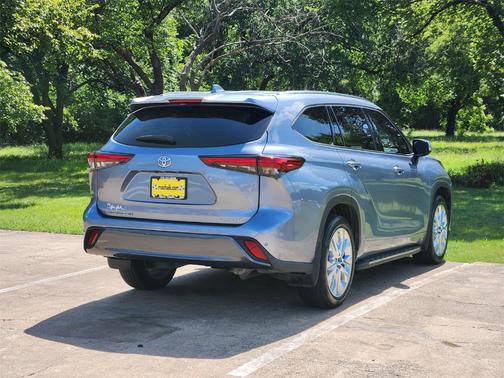 2021 Toyota Highlander Limited