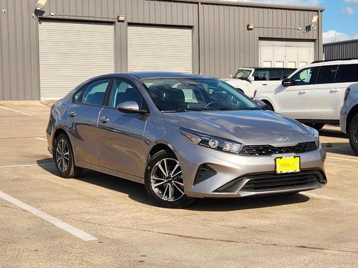 Steel Gray 2024 Kia Forte LXS