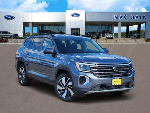 Platinum Gray Metallic 2025 Volkswagen Atlas 2.0T SE w/Technology