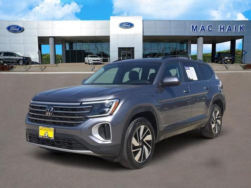 Platinum Gray Metallic 2025 Volkswagen Atlas 2.0T SE w/Technology