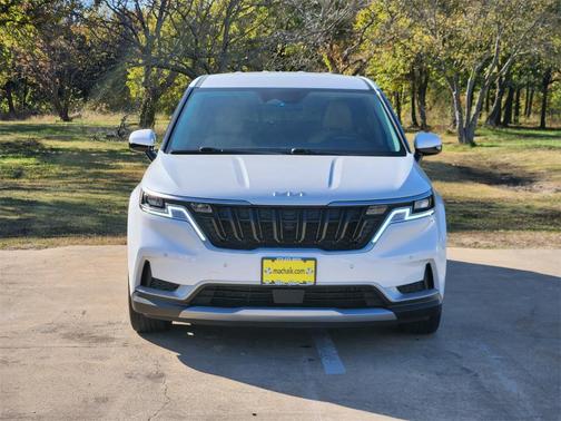 2024 Kia Carnival EX