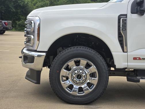 2025 Ford F-350 Lariat Super Duty