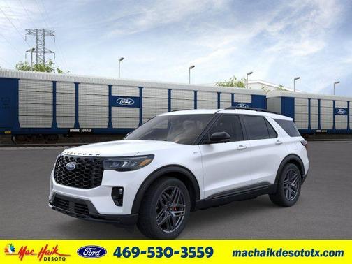 Star White 2026 Ford Explorer ST-Line