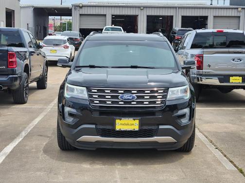 Shadow Black 2017 Ford Explorer XLT