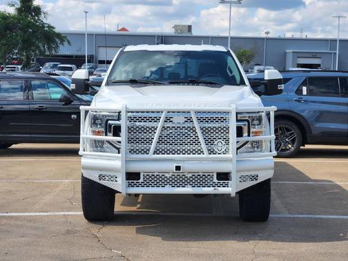 White Metallic 2021 Ford F-250 Lariat