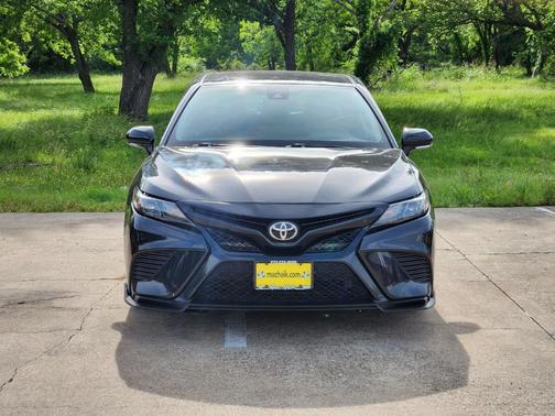 Midnight Black Metallic 2021 Toyota Camry TRD V6