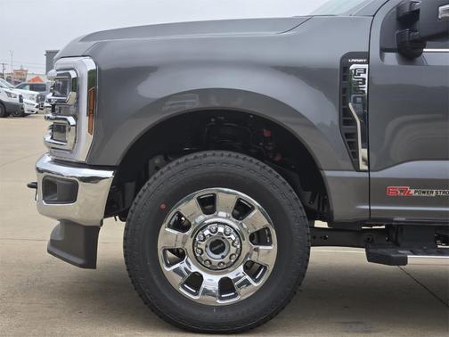 2025 Ford F-350 Lariat Super Duty