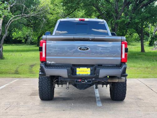 2024 Ford F-350 Lariat Super Duty