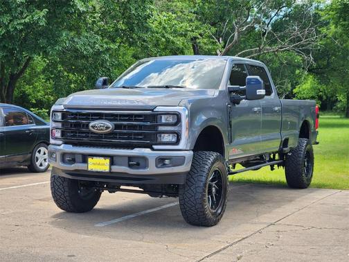 2024 Ford F-350 Lariat Super Duty