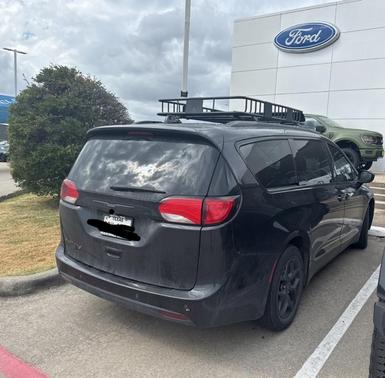 2020 Chrysler Pacifica Touring-L Plus