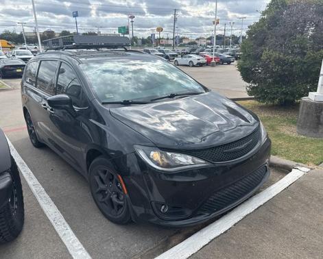 2020 Chrysler Pacifica Touring-L Plus