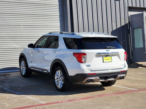 2022 Ford Explorer King Ranch