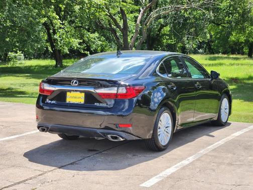 2016 Lexus ES 350 Base