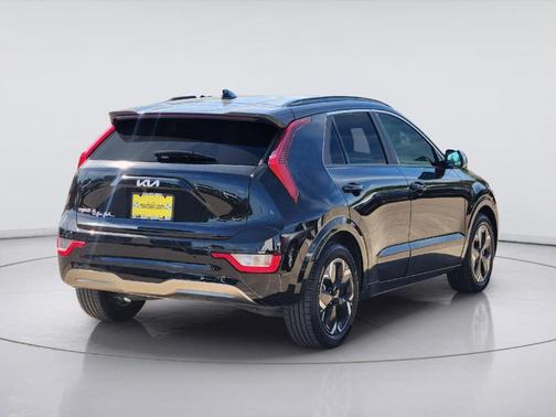 Aurora Black Pearl 2024 Kia Niro EV Wind