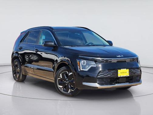Aurora Black Pearl 2024 Kia Niro EV Wind