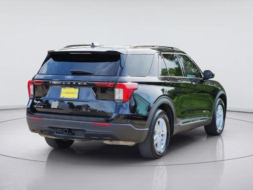 Black Metallic 2025 Ford Explorer Active