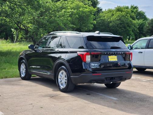 Black Metallic 2025 Ford Explorer Active