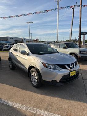 2017 Nissan Rogue Sport S
