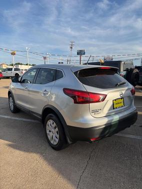 2017 Nissan Rogue Sport S