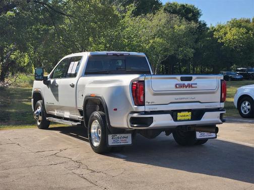 2022 GMC Sierra 3500 Denali