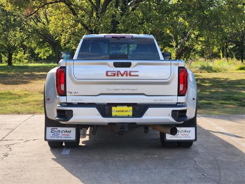 2022 GMC Sierra 3500 Denali