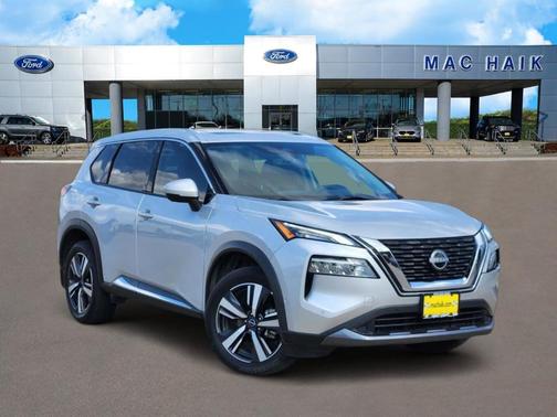 Brilliant Silver Metallic 2023 Nissan Rogue SL