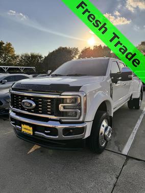 2023 Ford F-450 Lariat