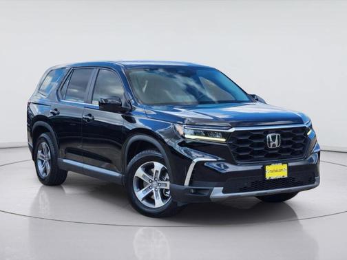 Crystal Black Pearl 2024 Honda Pilot EX-L
