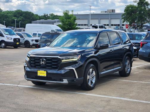Crystal Black Pearl 2024 Honda Pilot EX-L