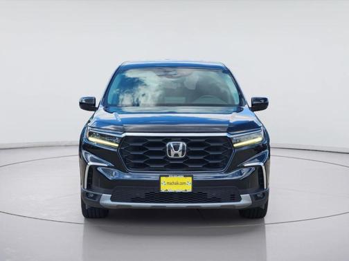 Crystal Black Pearl 2024 Honda Pilot EX-L