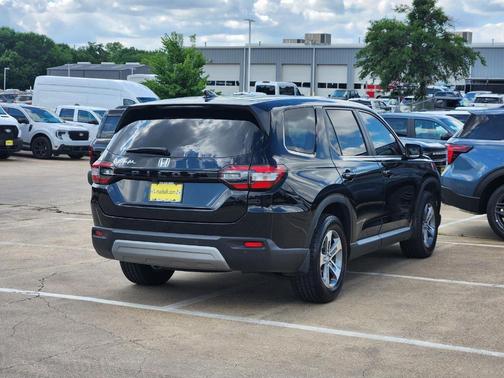 Crystal Black Pearl 2024 Honda Pilot EX-L