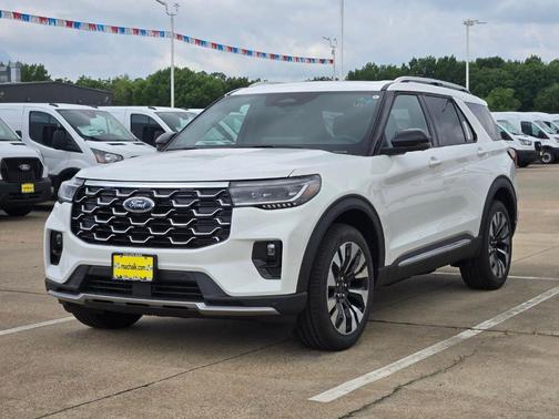 Star White 2026 Ford Explorer Platinum