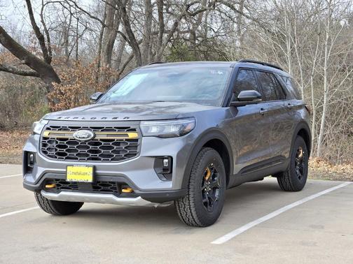 Carbonized Gray Metallic 2026 Ford Explorer Tremor