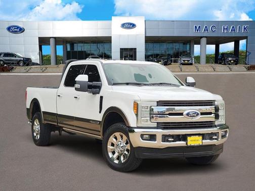 Oxford White 2017 Ford F-350 King Ranch